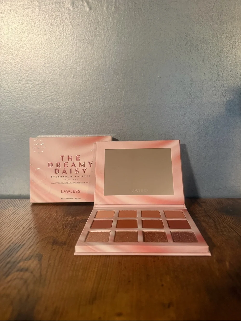 LAWLESS Dreamy Daisy Eyeshadow Palette-Pink, Rose, Brown & Shimmer-12 x 1.28g